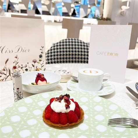 dior カフェ 銀座|CAFE DIOR by LADUREE .